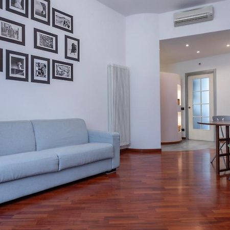 Italianway - Maroncelli 2 B Apartment Милано Екстериор снимка